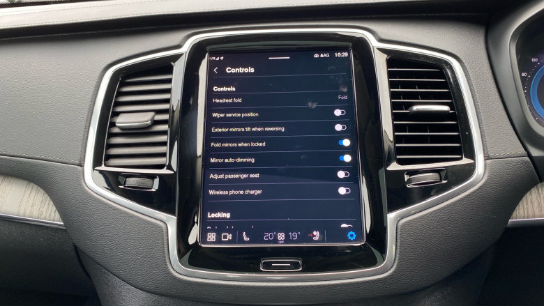 Volvo XC90 2.0 B6P Ultimate Dark 5dr AWD Geartronic Petrol Estate